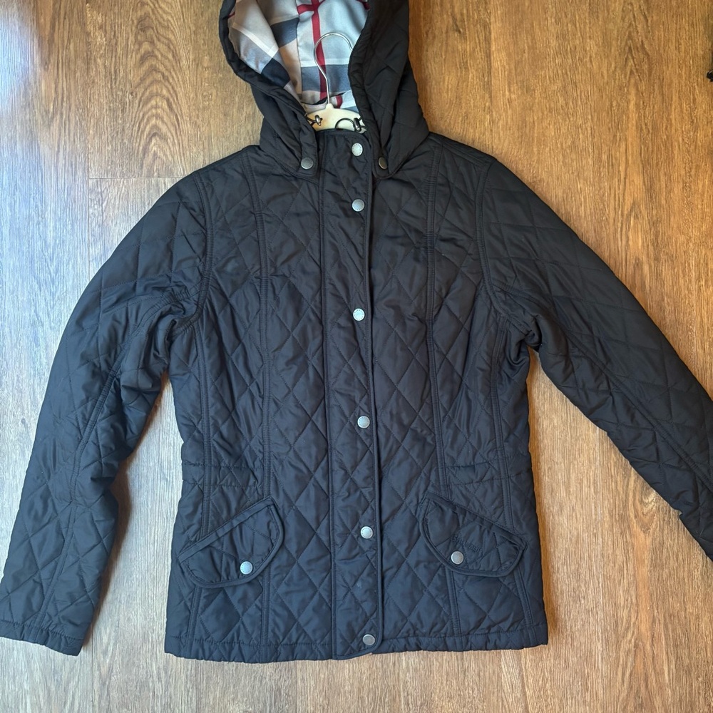 Women’s Black Barbour Millfire Diamond-Quilted Jacket, size: UK: 10. US: 6 - Picture 2 of 5